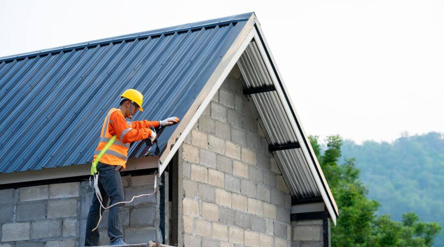 Professional Flat Roofing Installation in Gravity, IA
